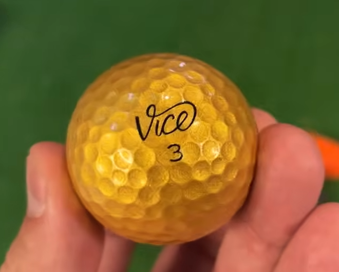 The worst coloured golf balls can be surprisingly difficult to track and find, with black, red, gold and glittery designs among the hardest to see on the course. Gold golf ball is very hard to see on the course. 
